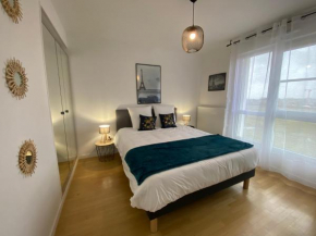 BLUE By Dream Apartments